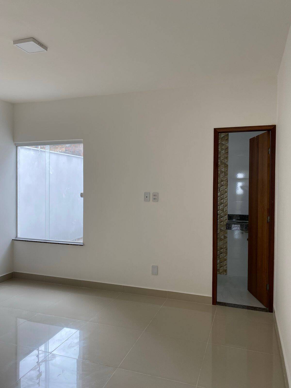 Casa à venda com 2 quartos, 64m² - Foto 10