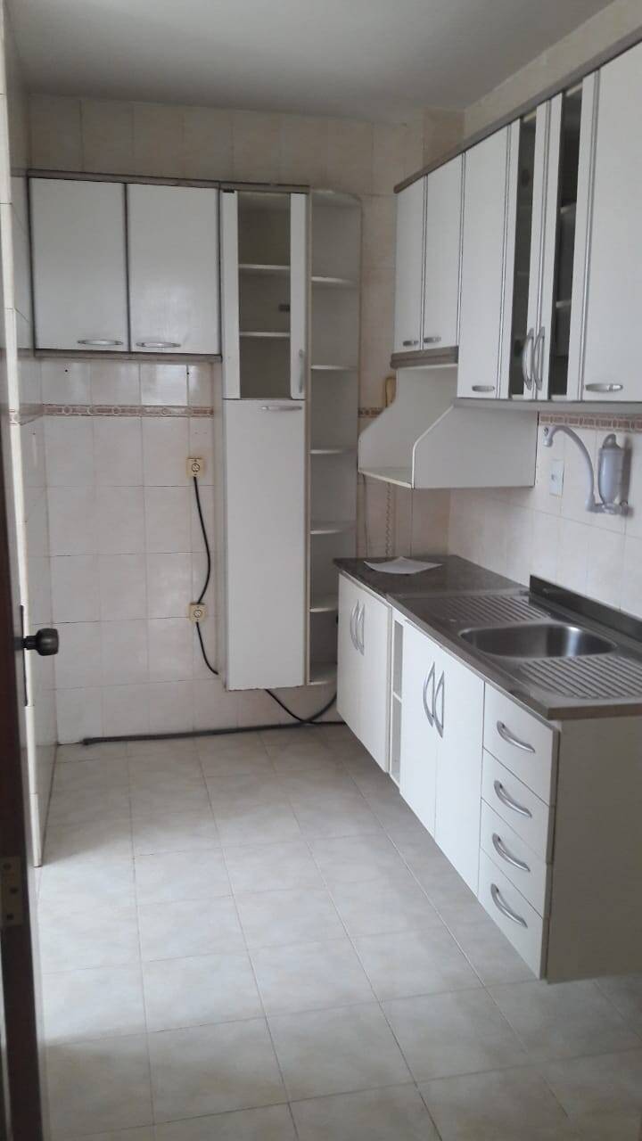 Apartamento à venda com 3 quartos, 10m² - Foto 1