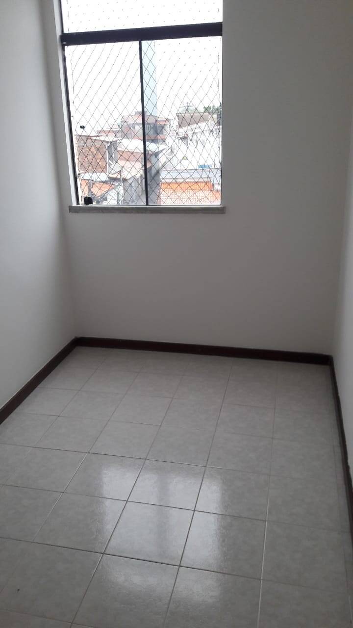 Apartamento à venda com 3 quartos, 10m² - Foto 18