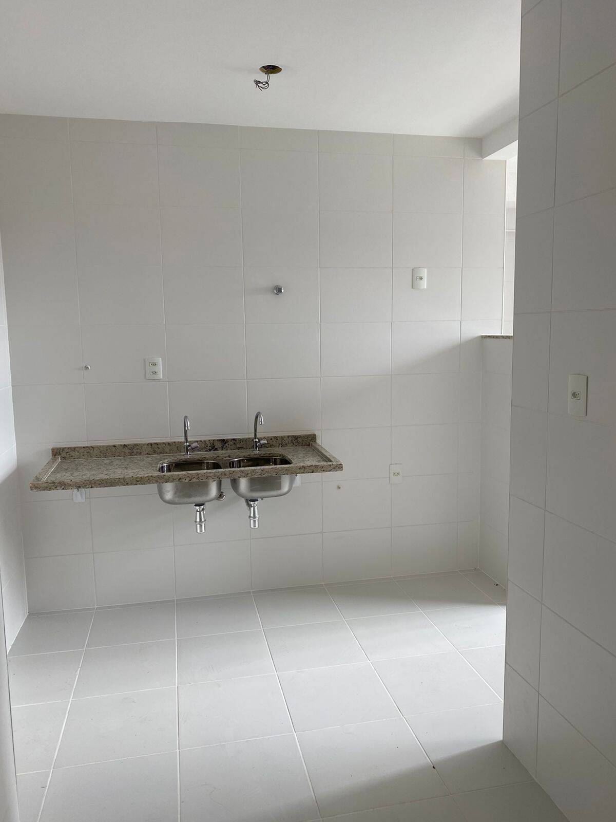 Apartamento à venda com 3 quartos, 100m² - Foto 5