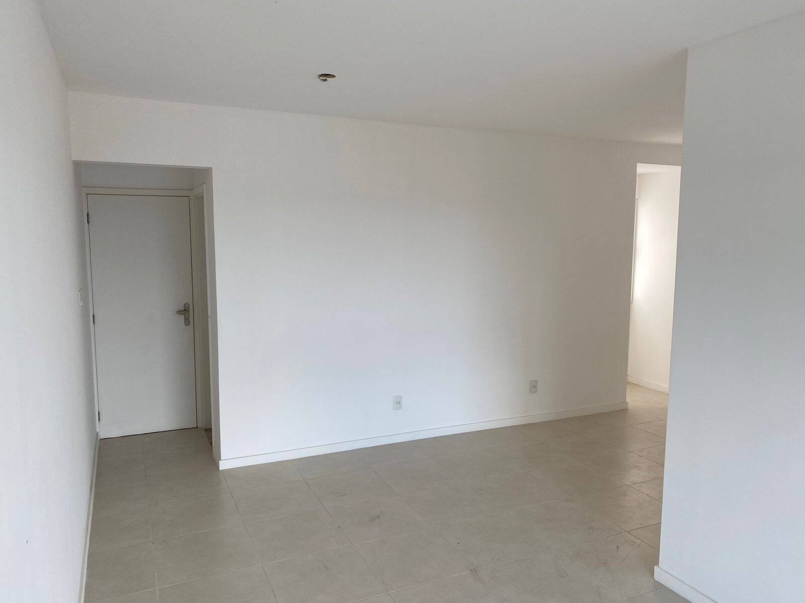 Apartamento à venda com 3 quartos, 100m² - Foto 12