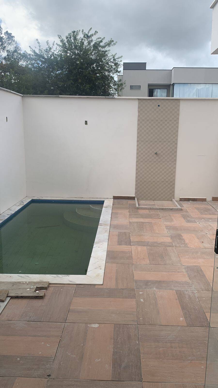 Casa à venda com 4 quartos, 200m² - Foto 2