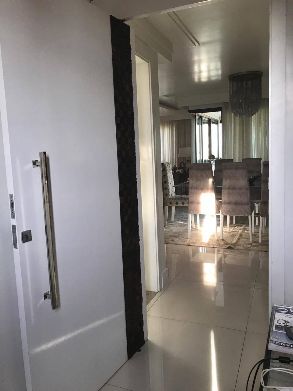 Apartamento para alugar com 3 quartos, 190m² - Foto 5