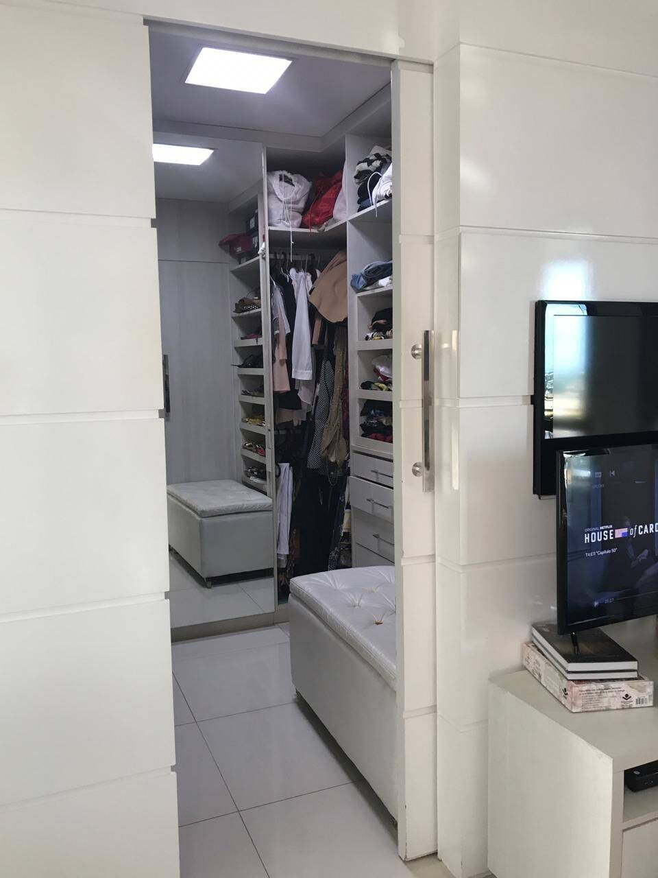 Apartamento para alugar com 3 quartos, 190m² - Foto 20