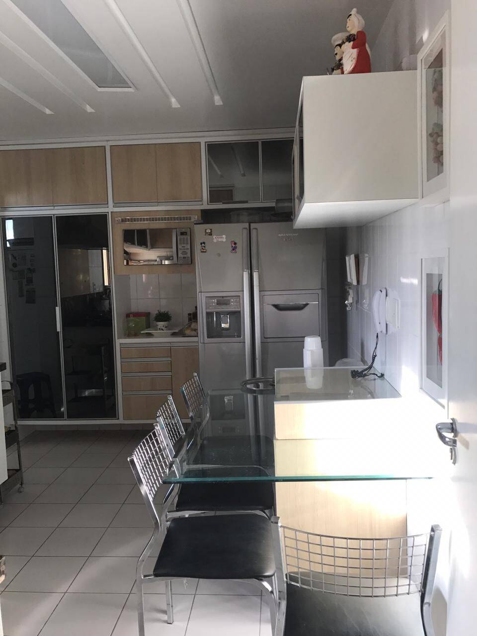 Apartamento para alugar com 3 quartos, 190m² - Foto 22