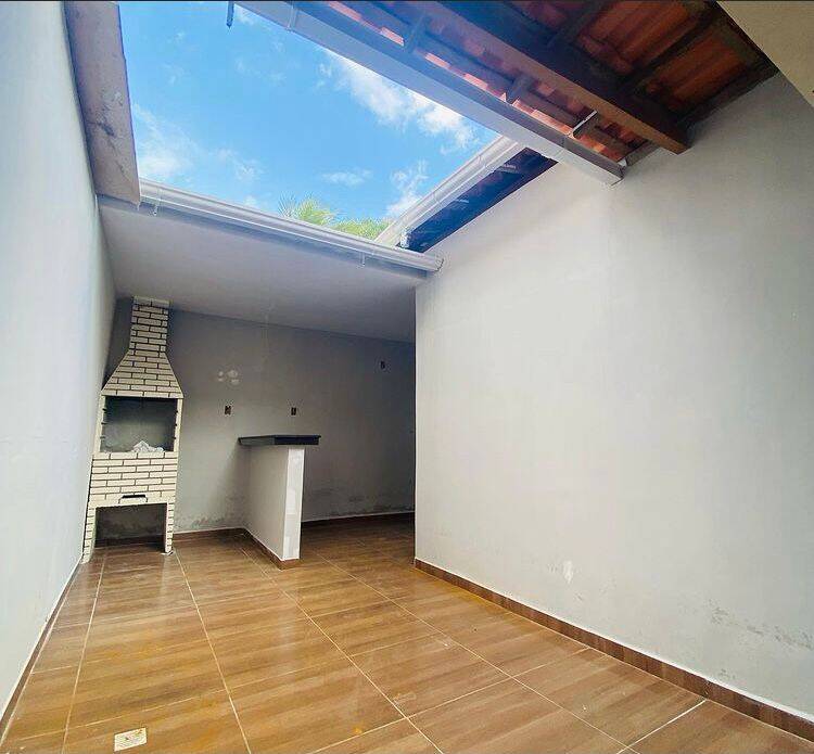 Casa à venda com 2 quartos, 100m² - Foto 5