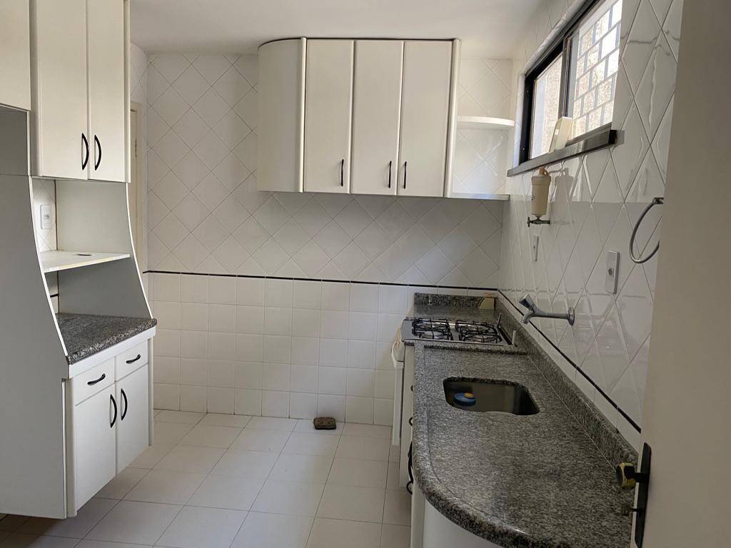 Casa à venda com 3 quartos, 480m² - Foto 3