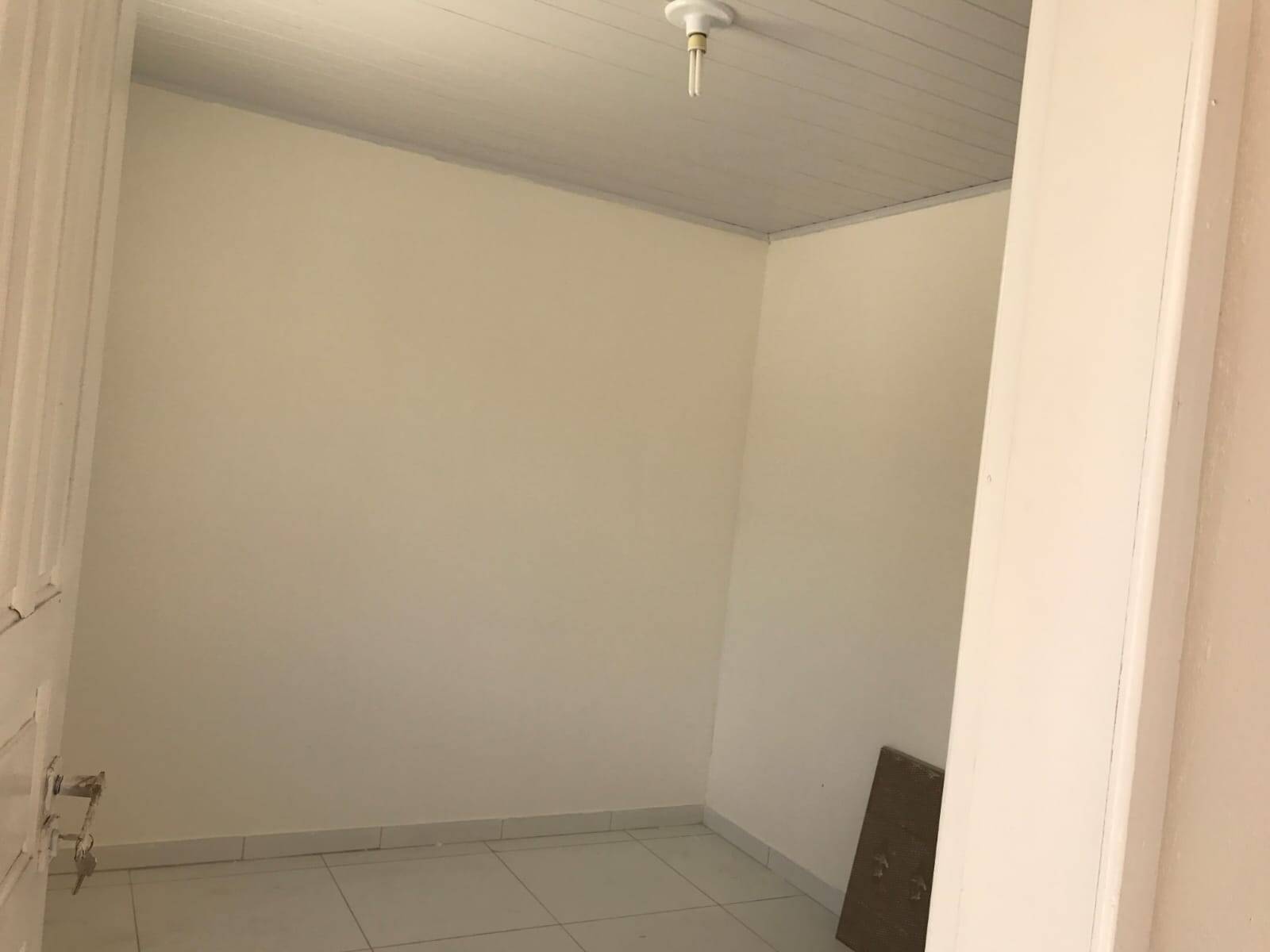 Casa para alugar com 3 quartos, 348m² - Foto 12