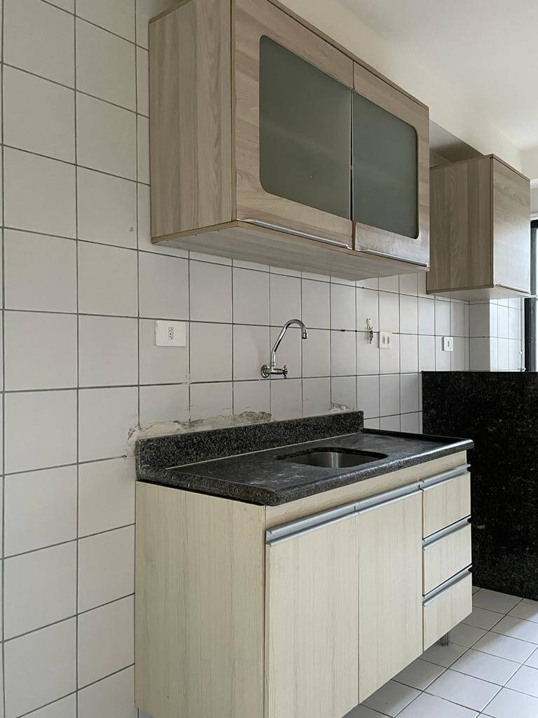 Apartamento à venda com 3 quartos - Foto 4