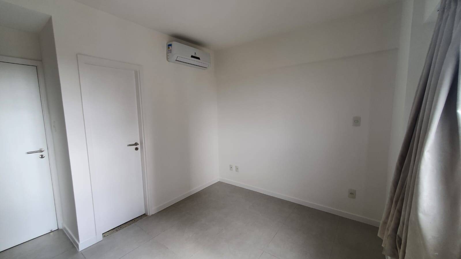 Apartamento para alugar com 3 quartos, 101m² - Foto 26