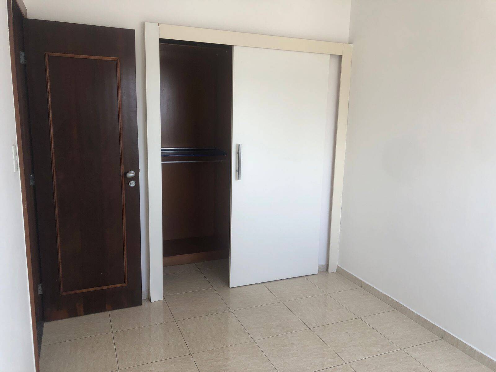 Apartamento à venda e aluguel com 3 quartos - Foto 10