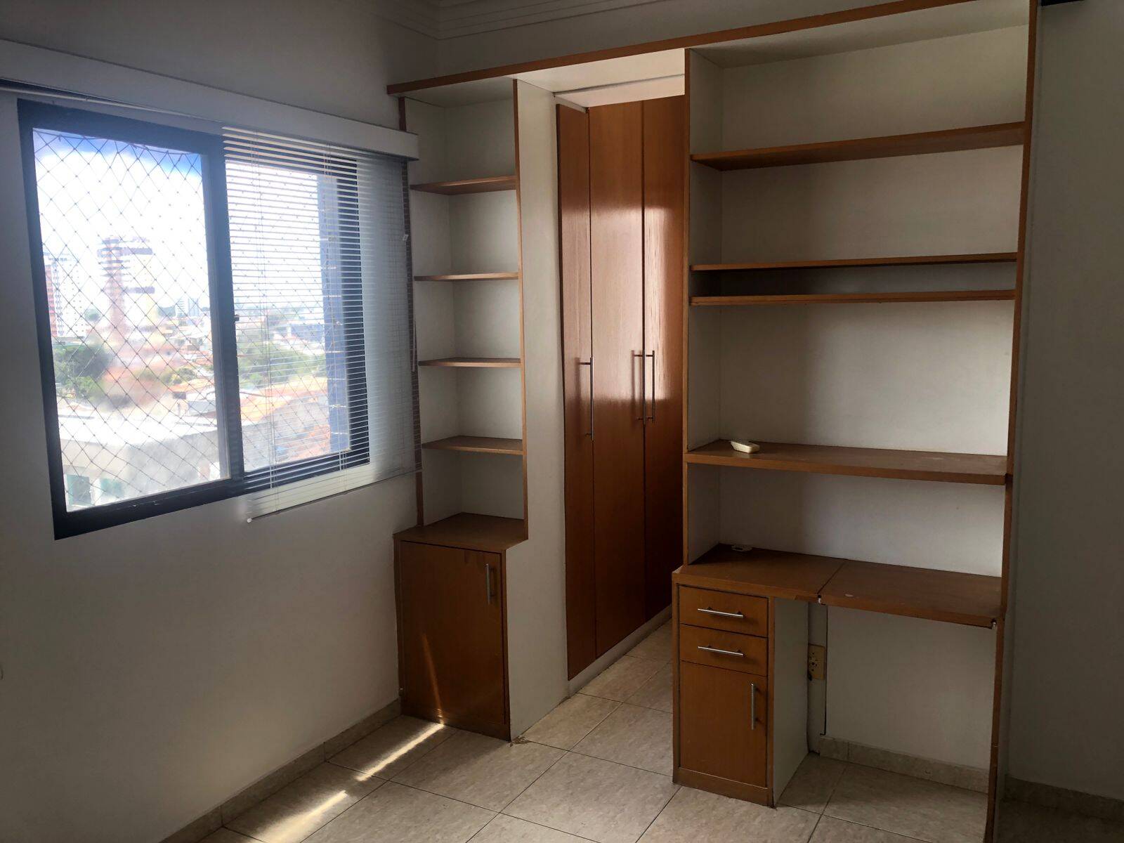 Apartamento à venda e aluguel com 3 quartos - Foto 9