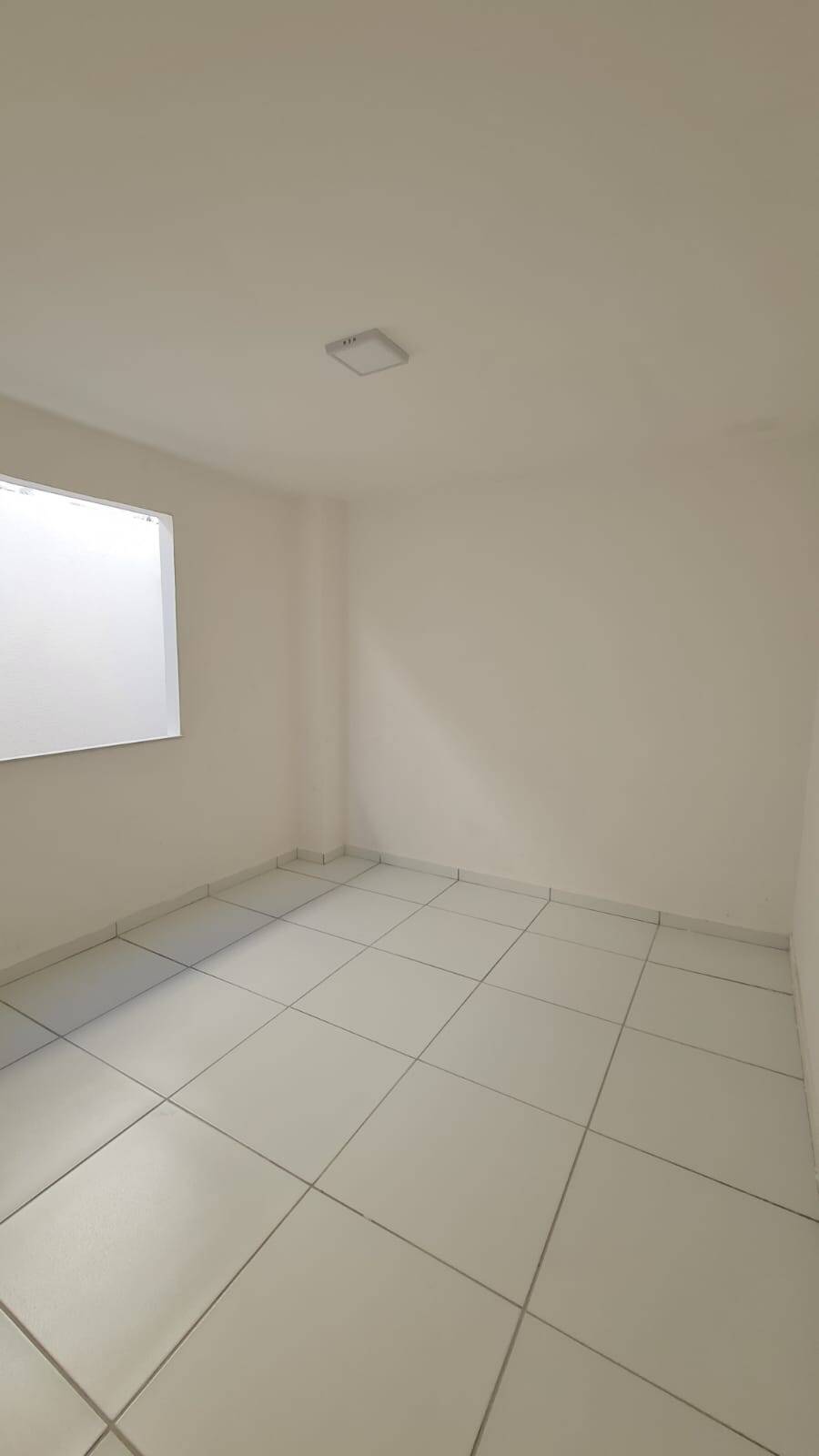 Casa à venda com 2 quartos, 99m² - Foto 10