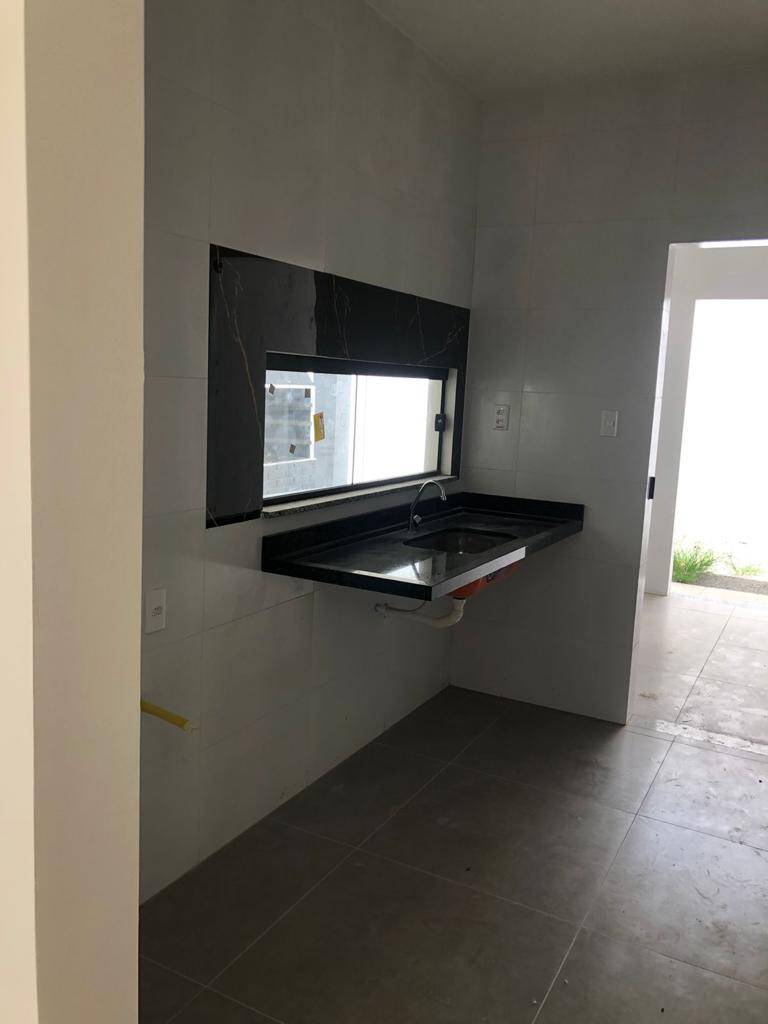 Casa à venda com 2 quartos, 98m² - Foto 9