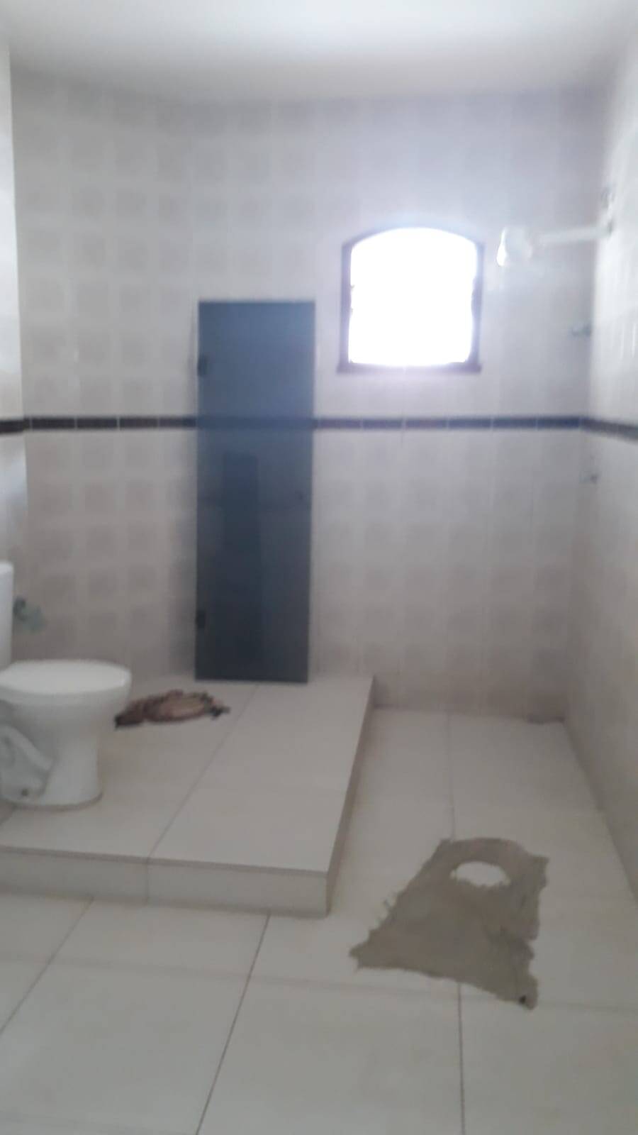 Casa para alugar com 4 quartos, 600m² - Foto 4