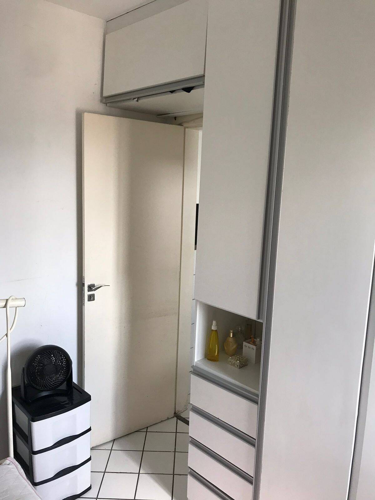 Apartamento para alugar com 3 quartos, 210m² - Foto 13