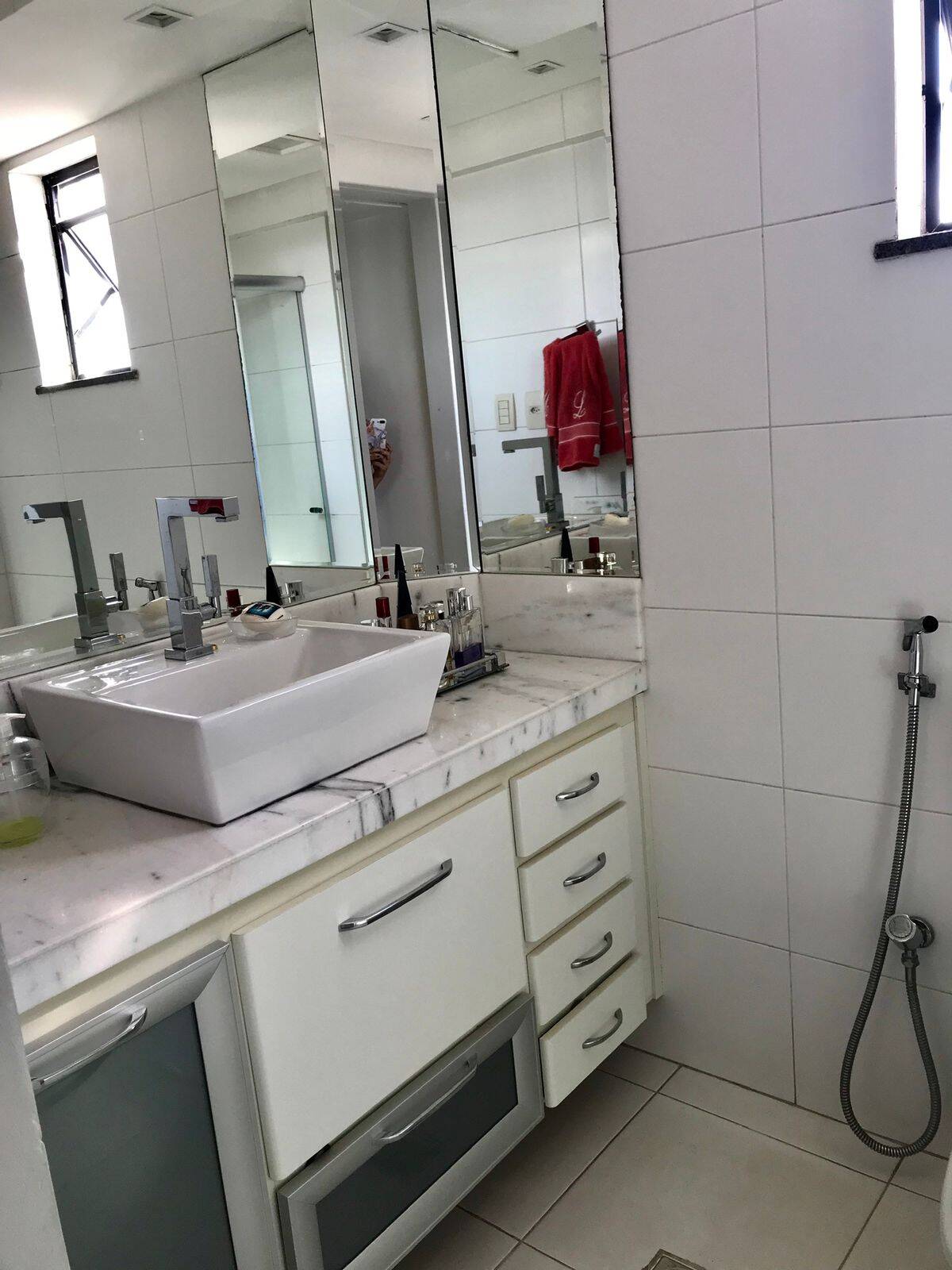 Apartamento para alugar com 3 quartos, 210m² - Foto 16