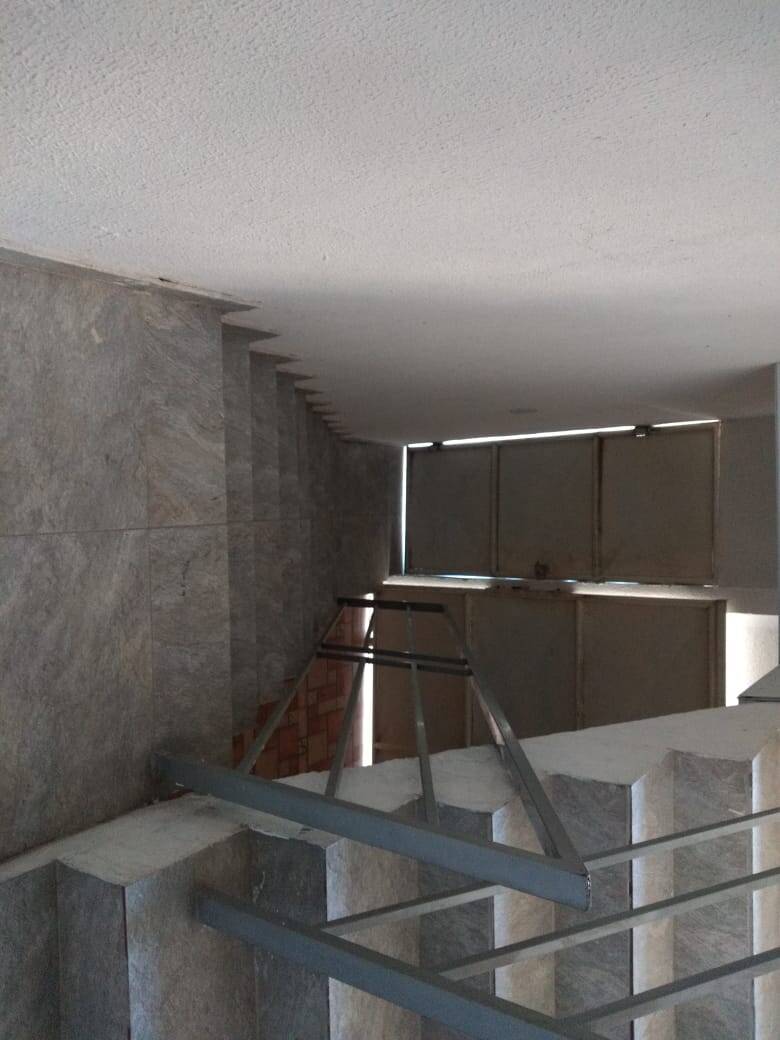 Casa para alugar com 4 quartos, 270m² - Foto 8