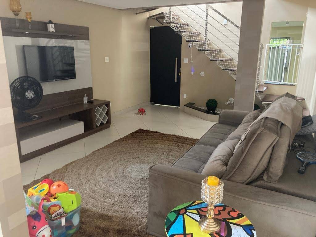 Casa à venda com 4 quartos, 100m² - Foto 10