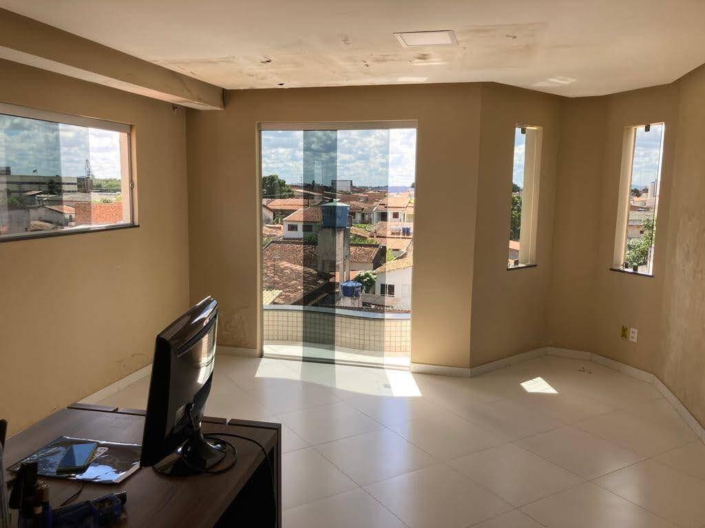 Casa à venda com 4 quartos, 100m² - Foto 12