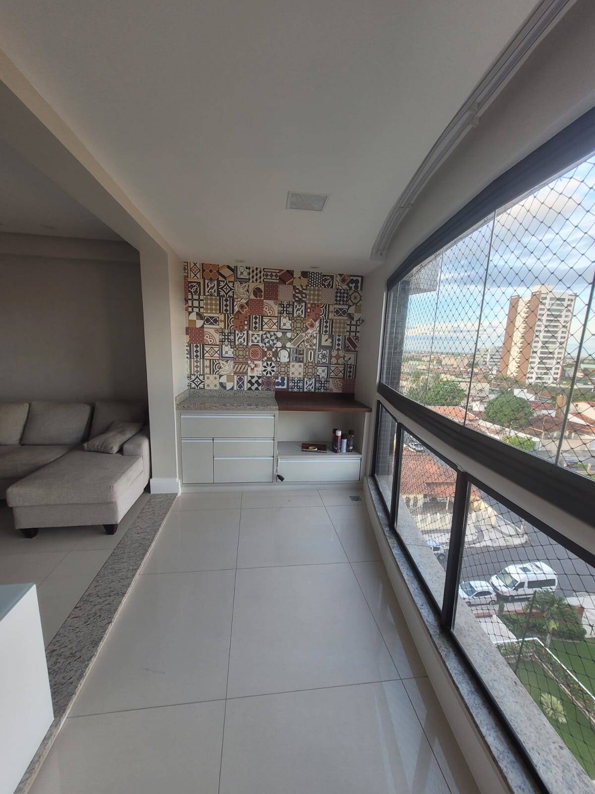 Apartamento para alugar com 2 quartos, 120m² - Foto 2