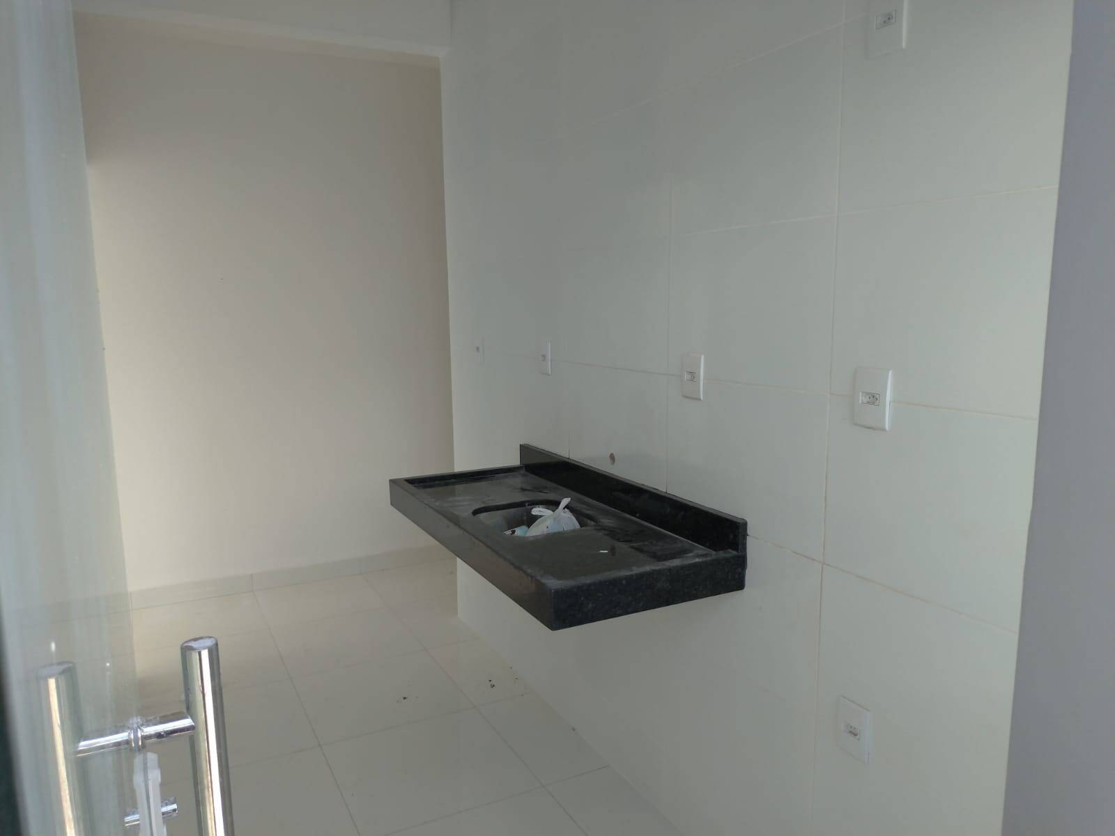 Casa à venda com 2 quartos, 61m² - Foto 11