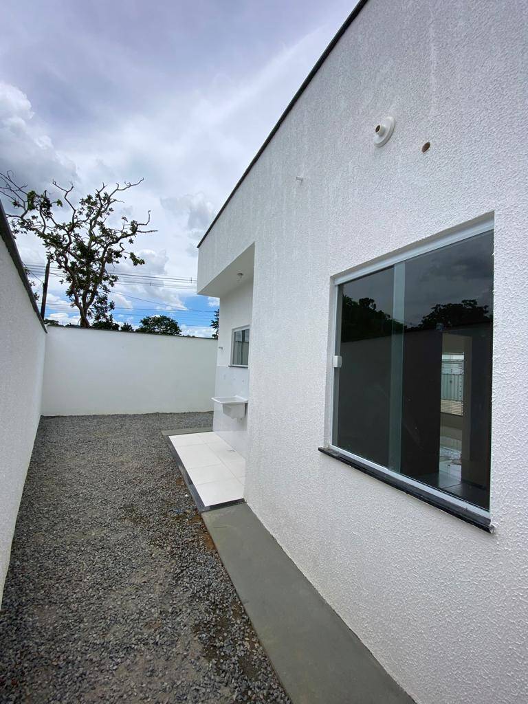 Casa à venda com 2 quartos, 48m² - Foto 6