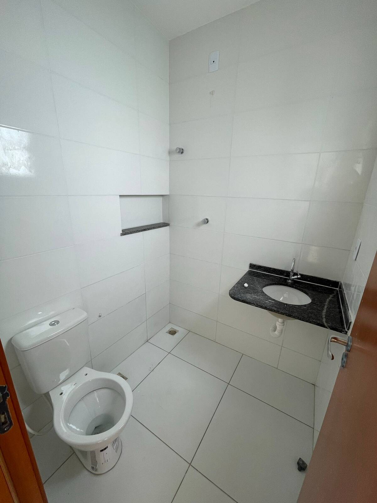 Casa à venda com 2 quartos, 60m² - Foto 10