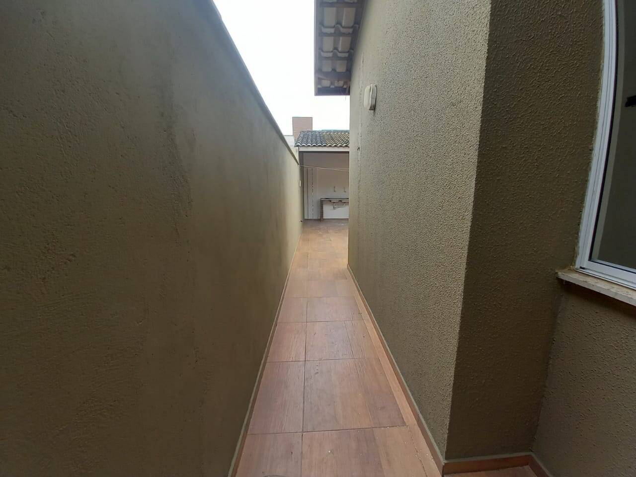 Casa para alugar com 3 quartos, 120m² - Foto 12