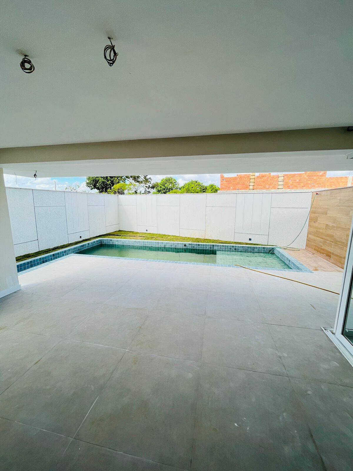 Casa à venda com 4 quartos, 395m² - Foto 2