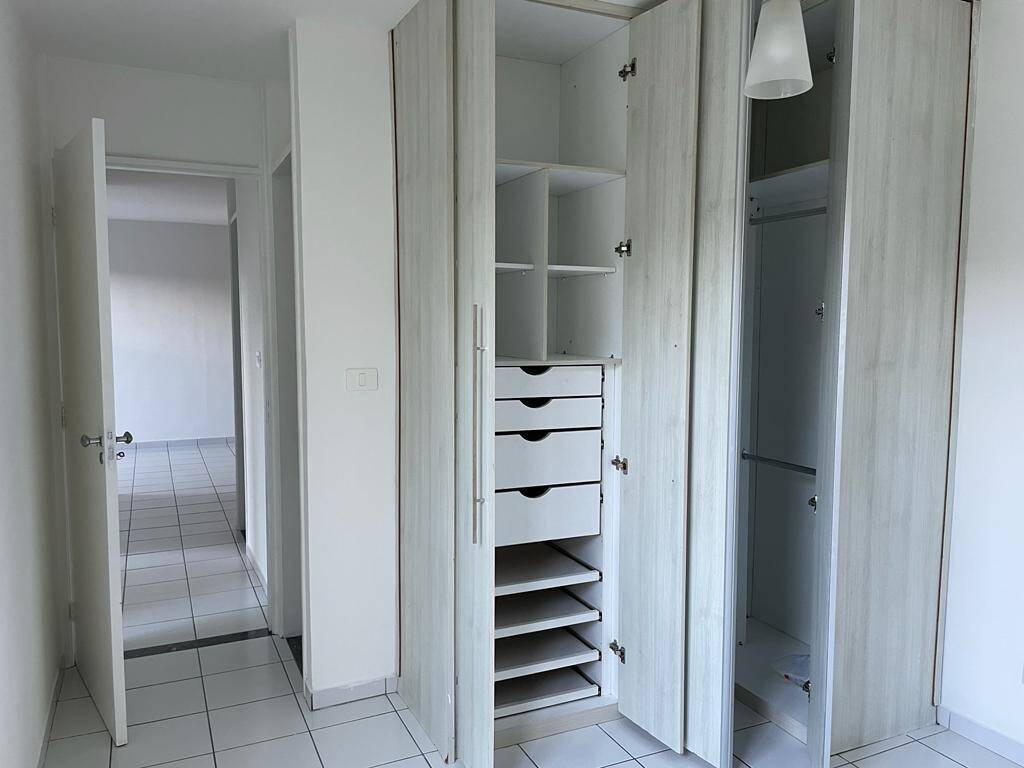 Apartamento à venda com 3 quartos, 68m² - Foto 8