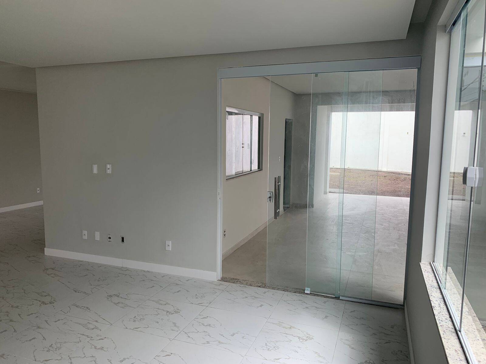 Casa à venda com 3 quartos, 255m² - Foto 14