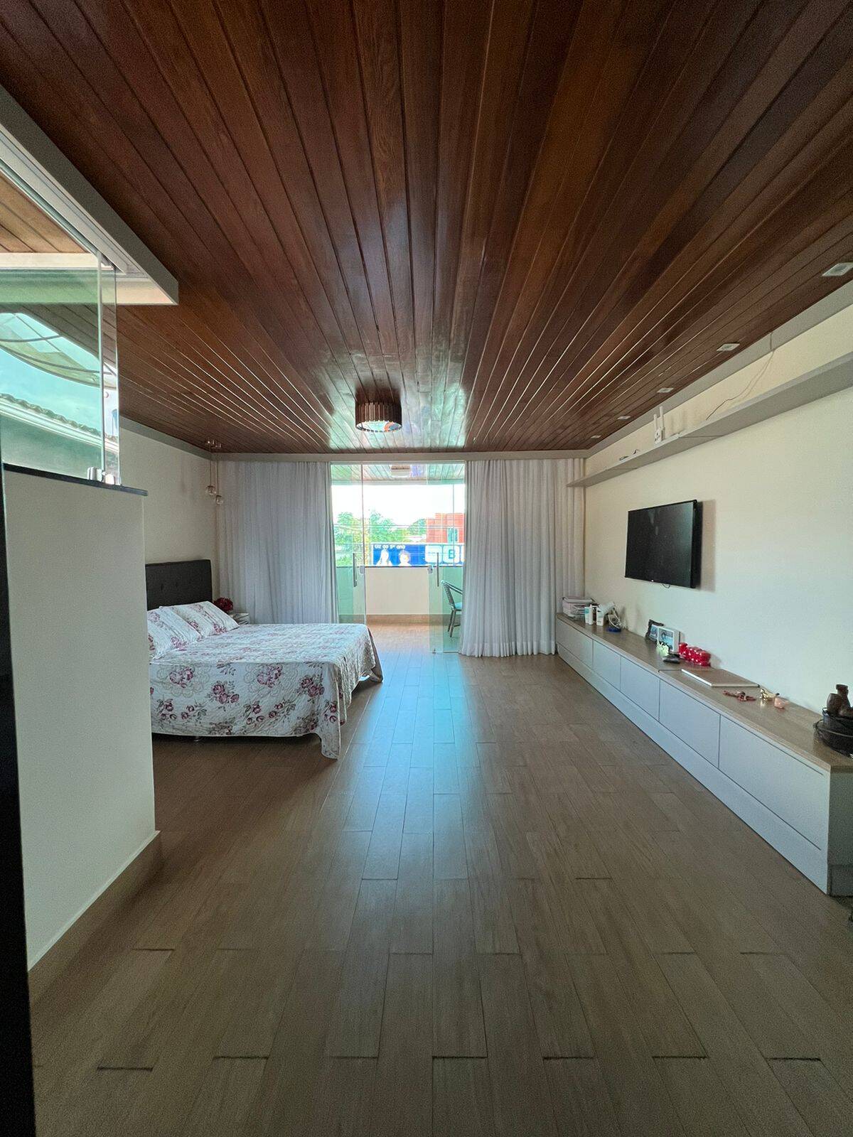 Casa à venda com 3 quartos, 180m² - Foto 2