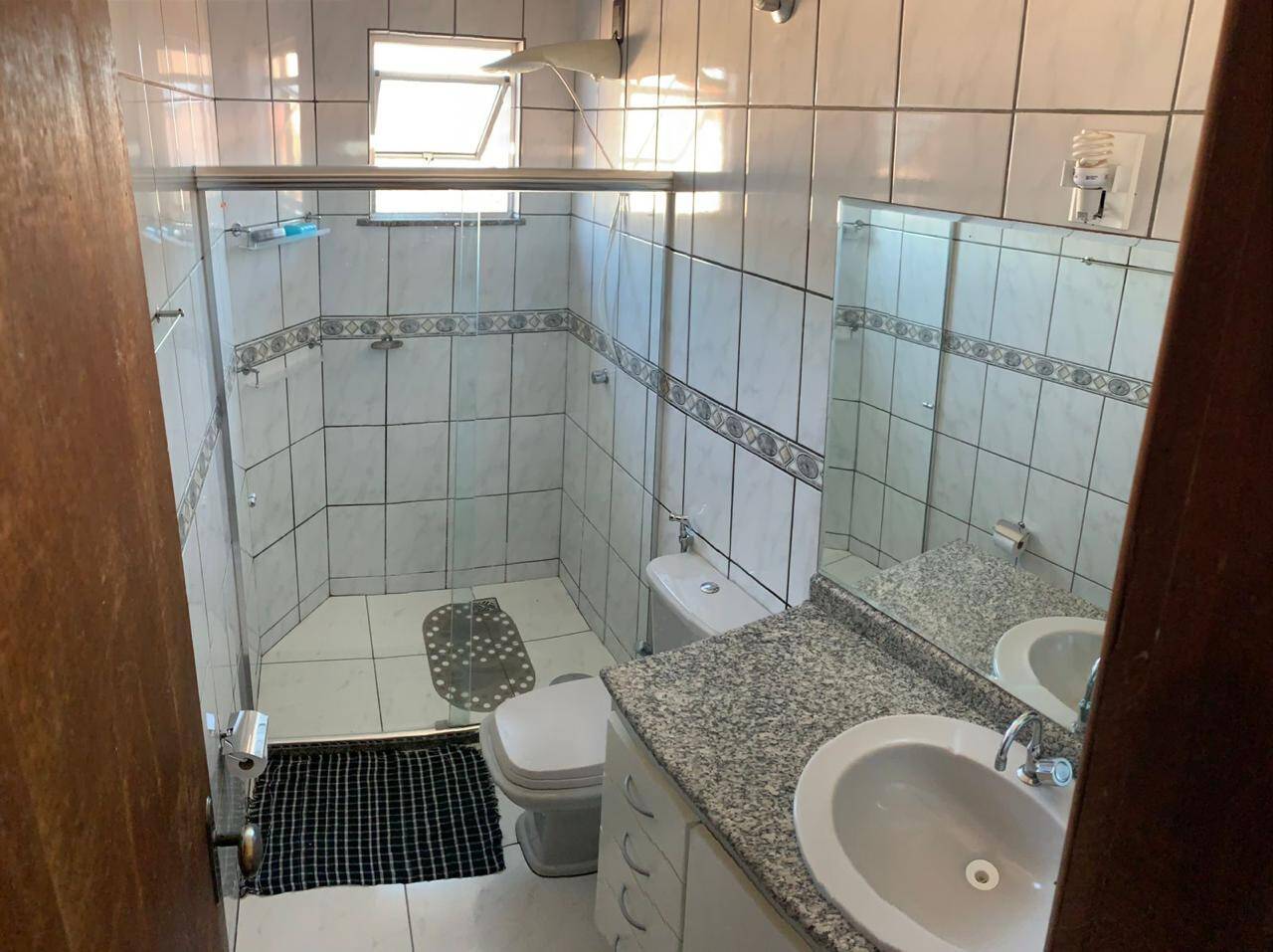 Casa à venda com 3 quartos, 178m² - Foto 6