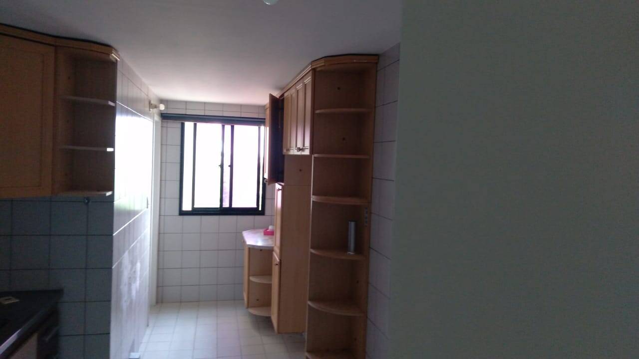 Apartamento à venda e aluguel com 3 quartos - Foto 2