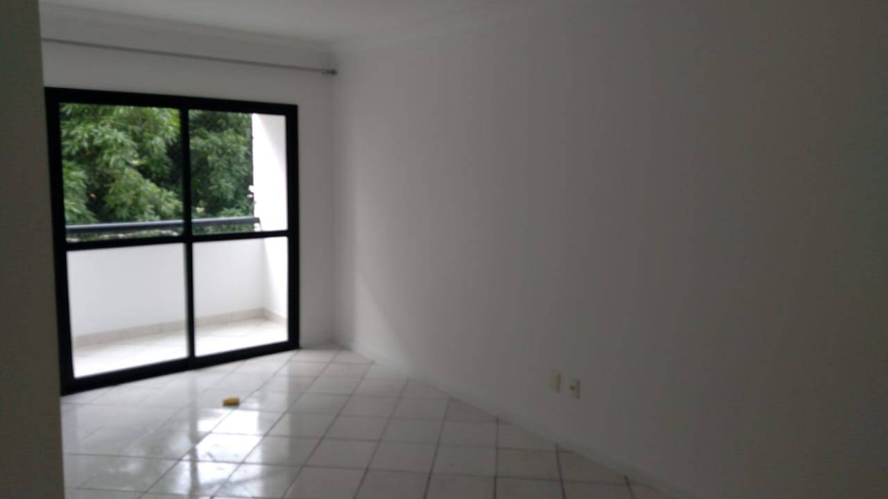 Apartamento à venda e aluguel com 3 quartos - Foto 1