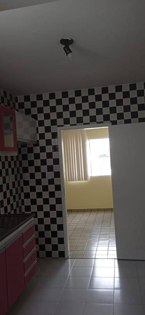 Apartamento para alugar com 2 quartos, 100m² - Foto 9