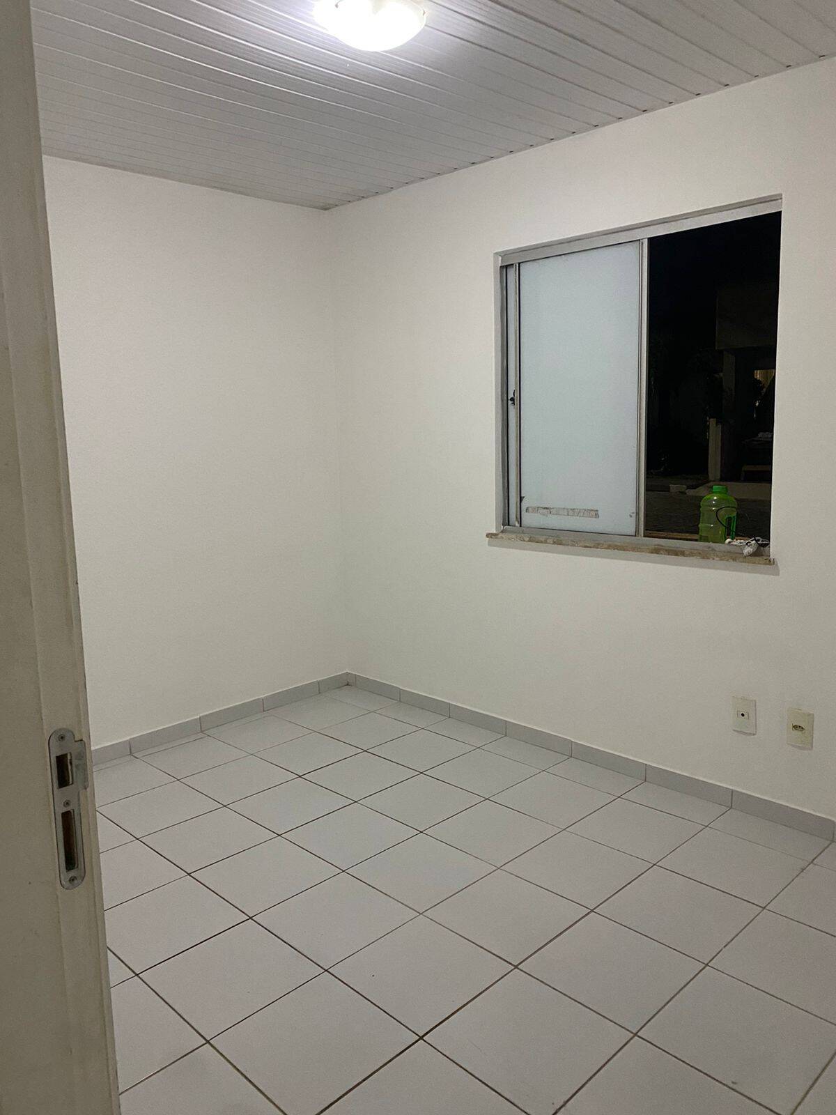 Casa para alugar com 2 quartos - Foto 1