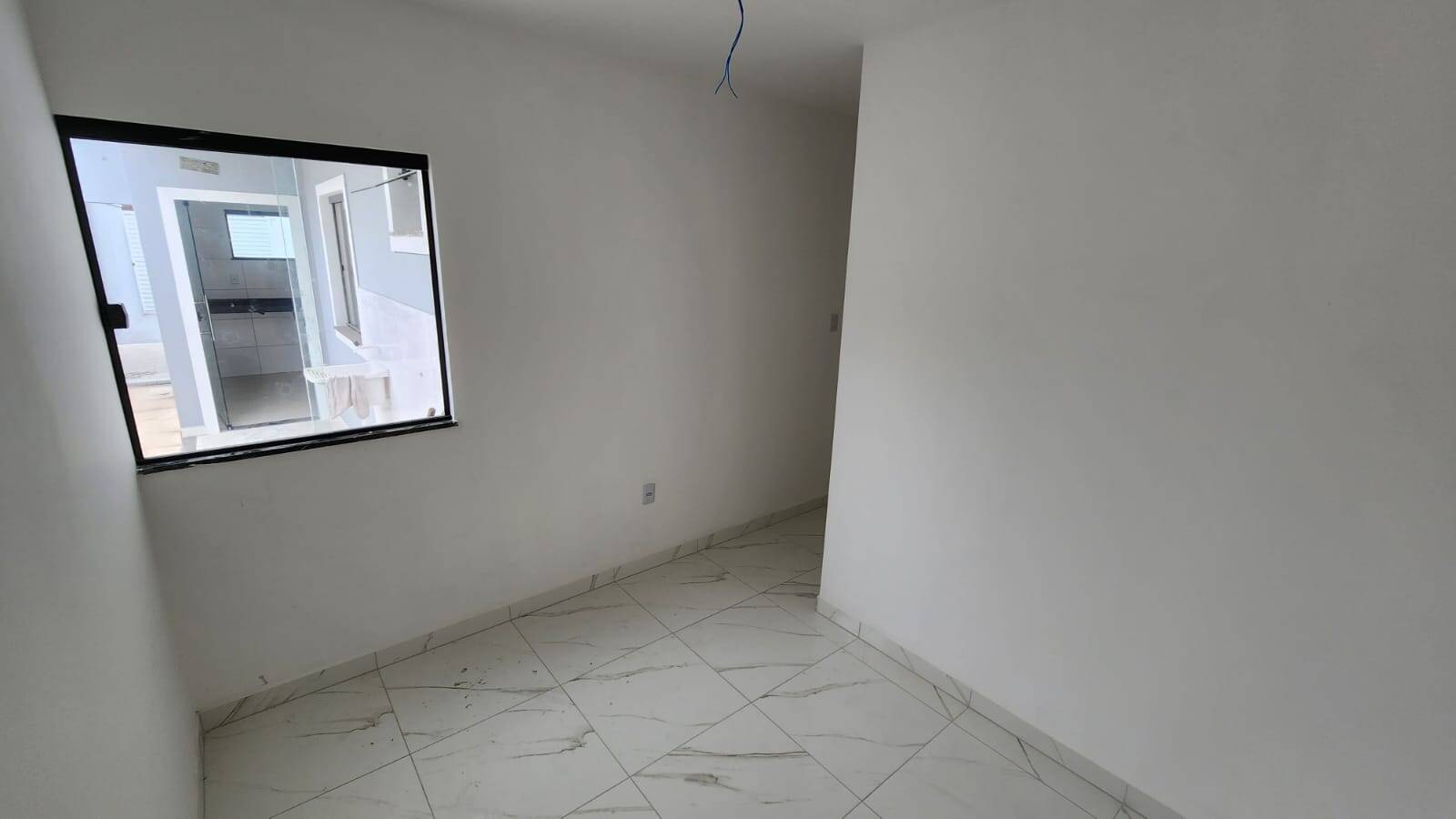 Casa à venda com 3 quartos, 100m² - Foto 5