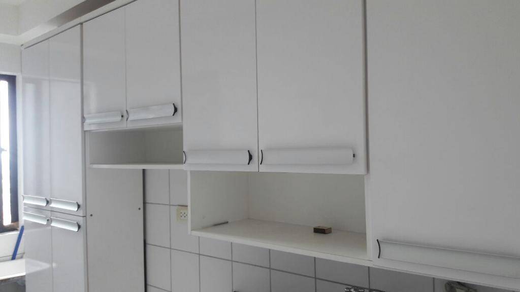 Apartamento à venda e aluguel com 3 quartos, 68m² - Foto 12