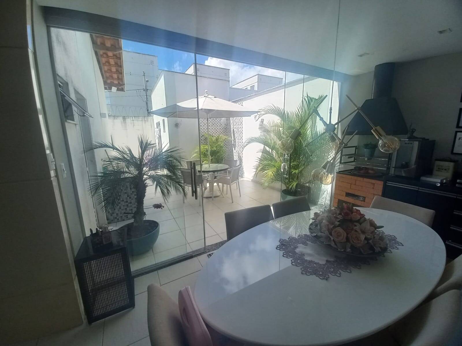 Casa à venda com 3 quartos, 200m² - Foto 9