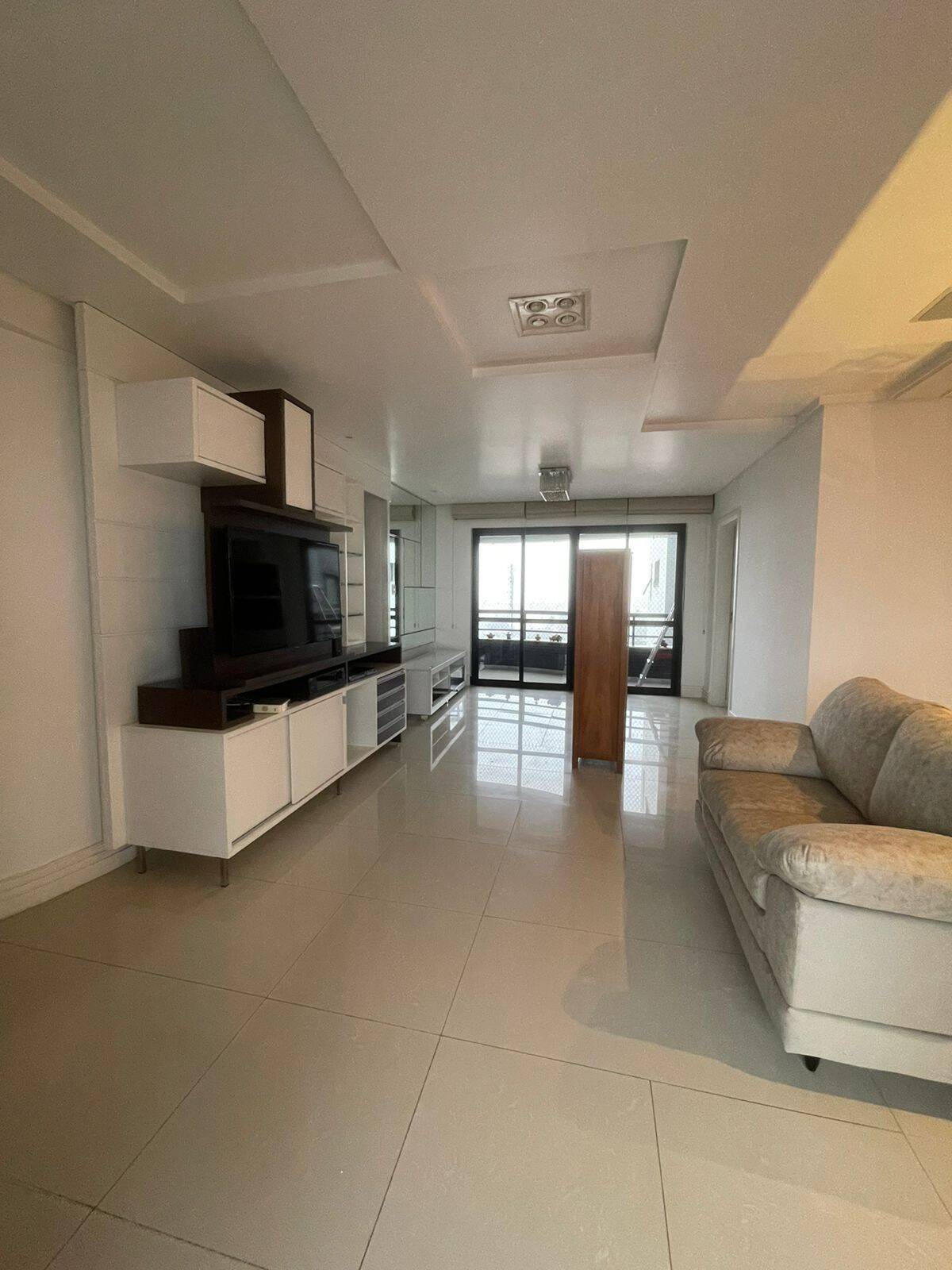 Apartamento à venda e aluguel com 3 quartos, 192m² - Foto 3