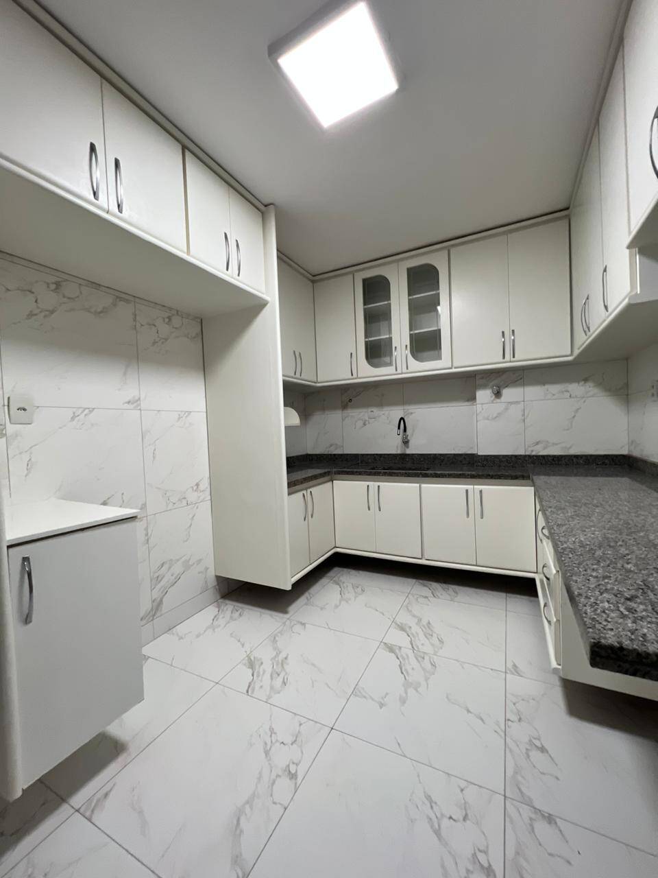 Apartamento à venda e aluguel com 3 quartos, 162m² - Foto 6