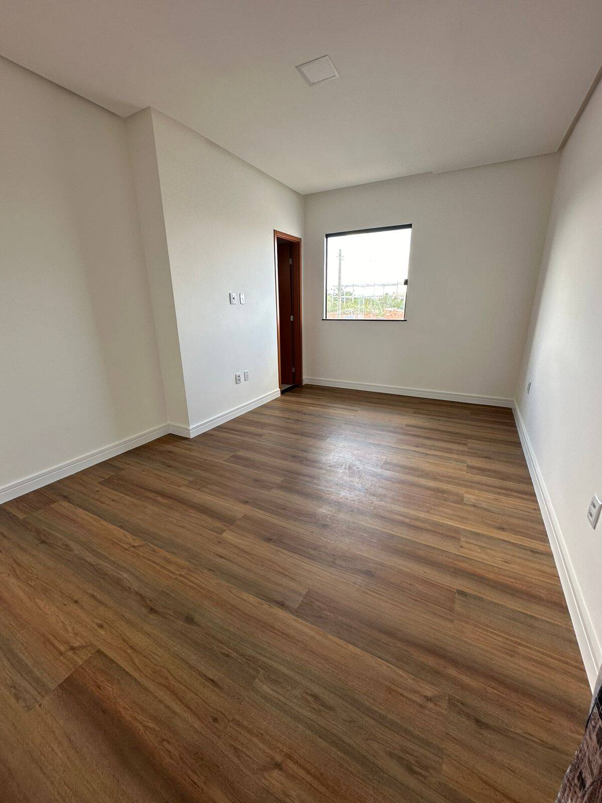 Casa à venda com 3 quartos, 102m² - Foto 5