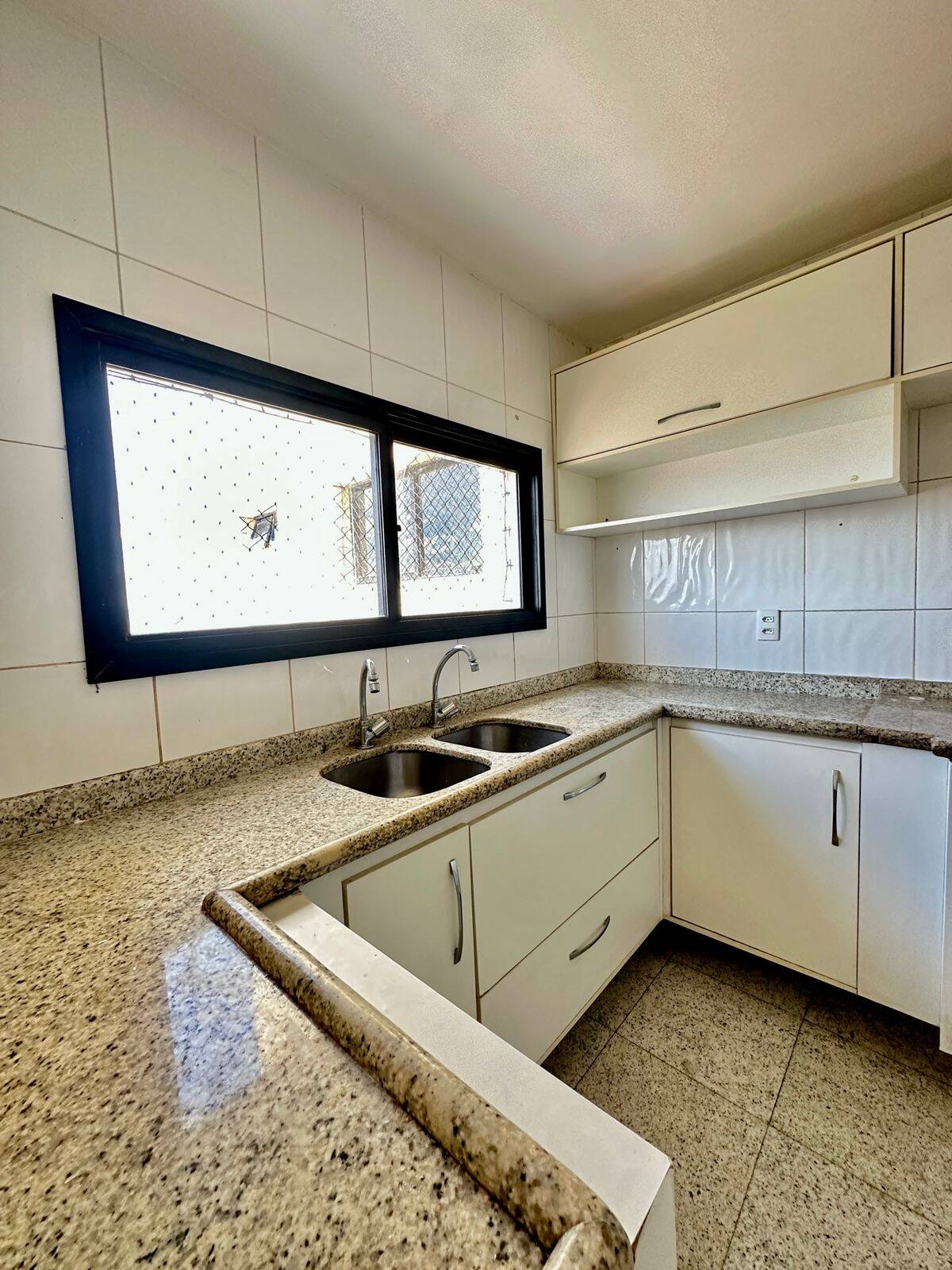 Apartamento para alugar com 4 quartos, 310m² - Foto 21