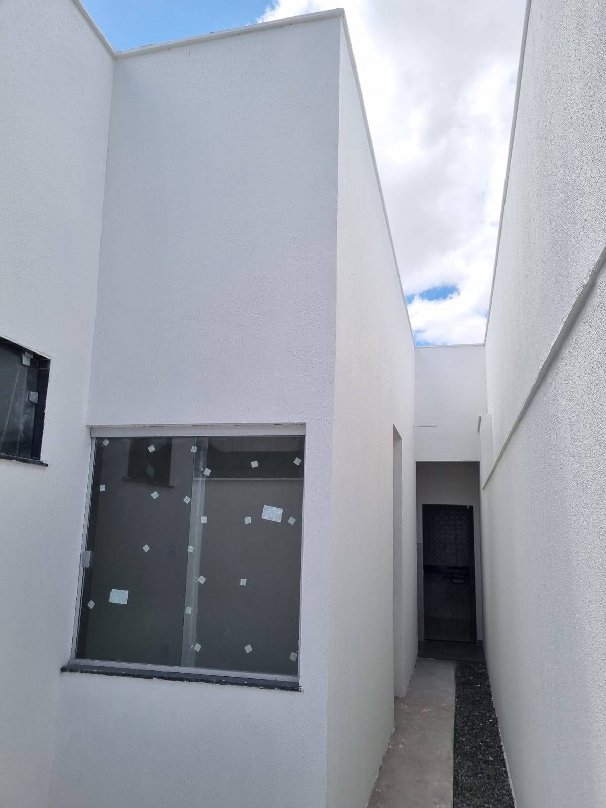 Casa à venda com 3 quartos, 69m² - Foto 4