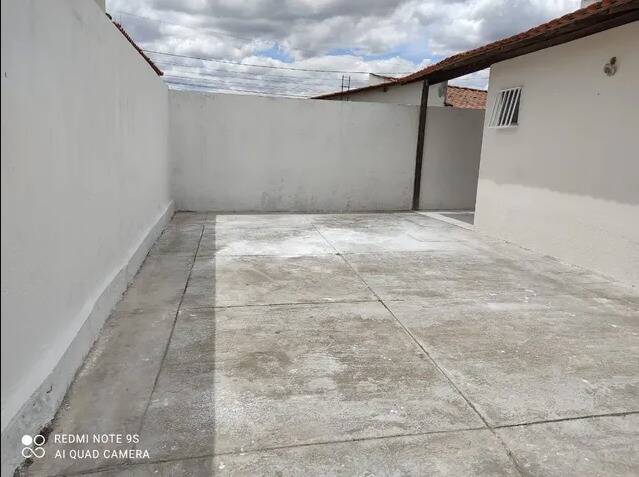 Casa à venda com 3 quartos, 242m² - Foto 5