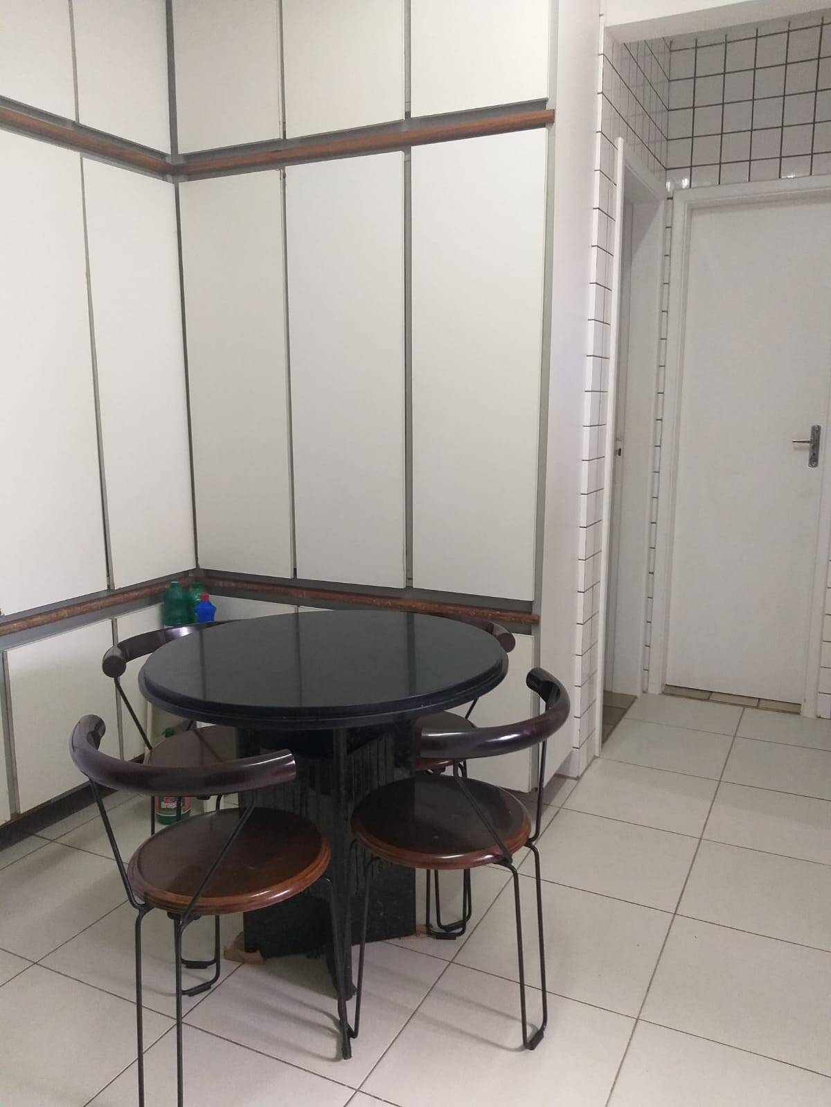 Apartamento à venda com 4 quartos, 272m² - Foto 7