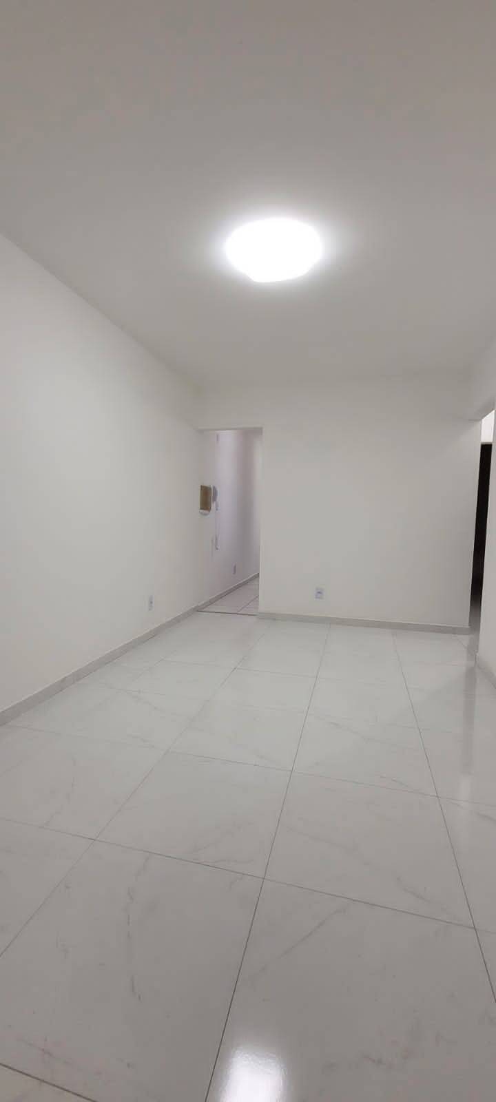 Casa à venda com 3 quartos, 66m² - Foto 2