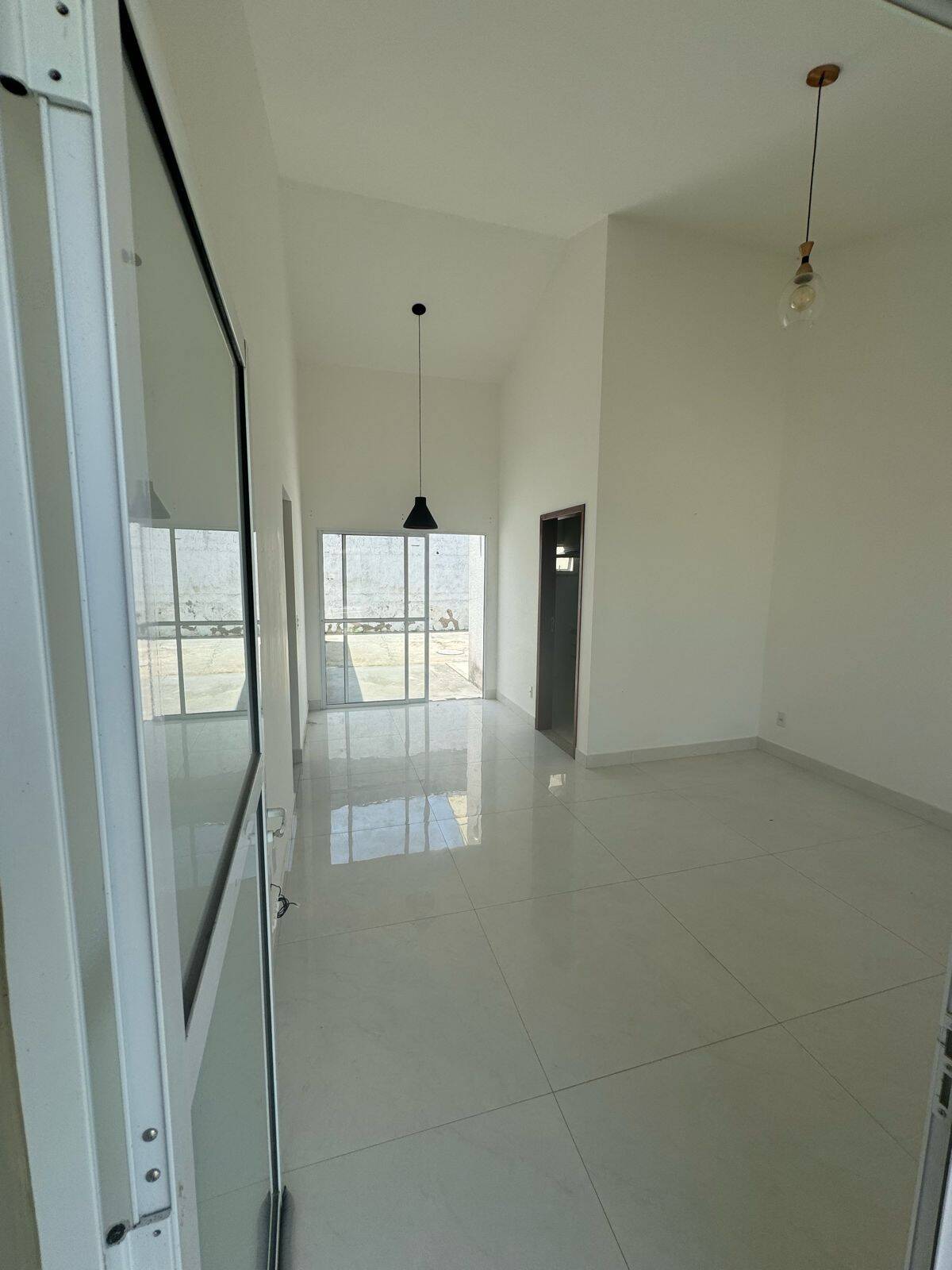 Casa à venda com 3 quartos, 212m² - Foto 10